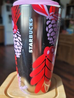 NWT. 2021 Starbucks Holiday Pine Cone Ceramic Coffee Mug. 12 Oz.